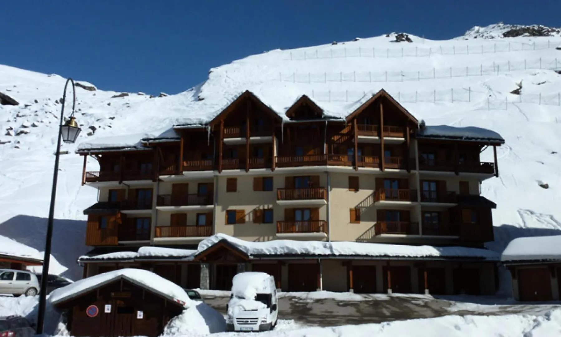 Residence Neves - Val Thorens Agreable 2 Pieces Pour 5 Personnes Au Coeur Quartier Anime De La Station Mae-7528 Apartment